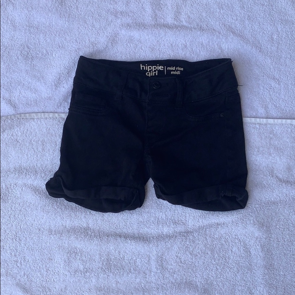 Hippie Girl Mid Rise Shorts